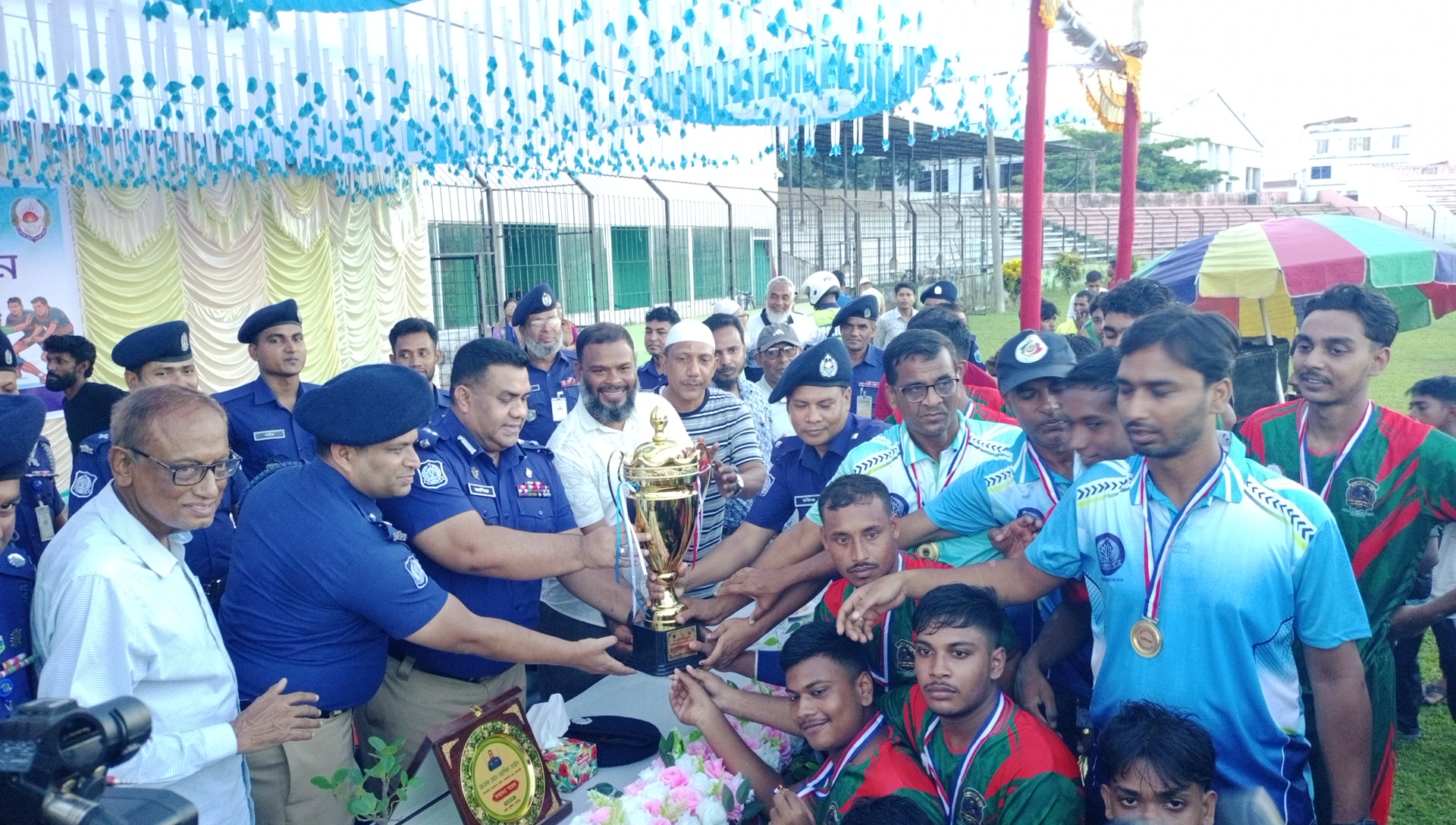 নাটোরে ১ম কমিউনিটি পুলিশ কাবাডি চ্যাম্পিয়নশিপের সমাপনী ও পুরস্কার বিতরণ
