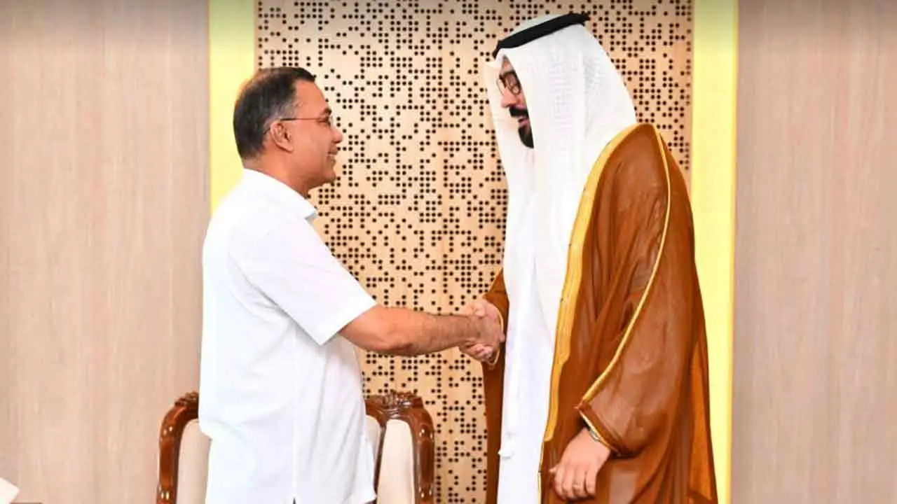 প্রধানমন্ত্রীর সঙ্গে আরব আমিরাতের রাষ্ট্রদূতের সাক্ষাৎ