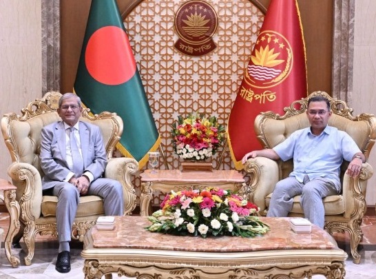 রাষ্ট্রপতির সঙ্গে প্রধানমন্ত্রীর প্রথম সৌজন্য সাক্ষাৎ