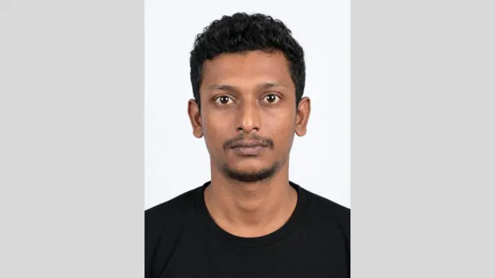 গৌরনদীতে খালি ট্রলি উল্টে খাদে, চাপা পড়ে হেলপারের মৃত্যু