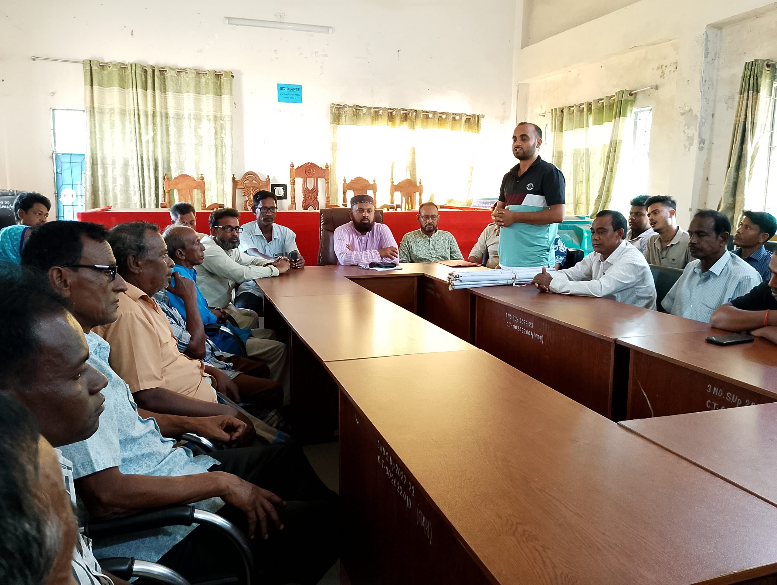 ঘোড়াঘাটে দুর্গাপূজার আয়োজনে পাশে সিংড়া ইউপি, ১৫ পূজামণ্ডপে নগদ অর্থ বিতরণ