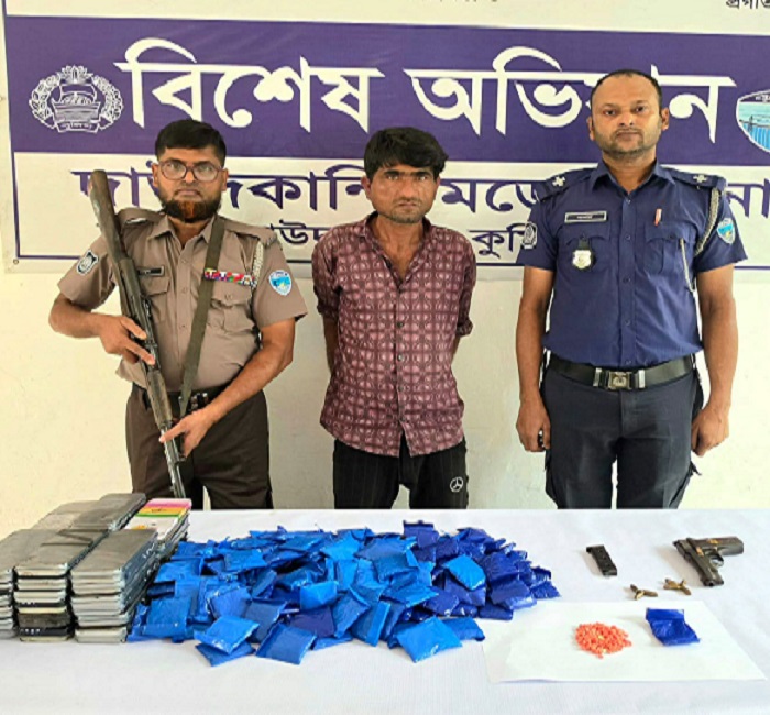 দাউদকান্দিতে ৩৬ হাজার ইয়াবাসহ বিদেশি পিস্তল উদ্ধার, গ্রেপ্তার ১