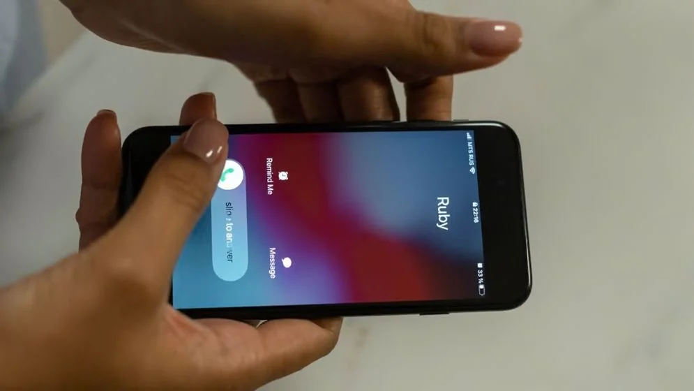 ভারতে ১ নভেম্বর থেকে ফোনকলে দেখা যাবে নাম ও নম্বর