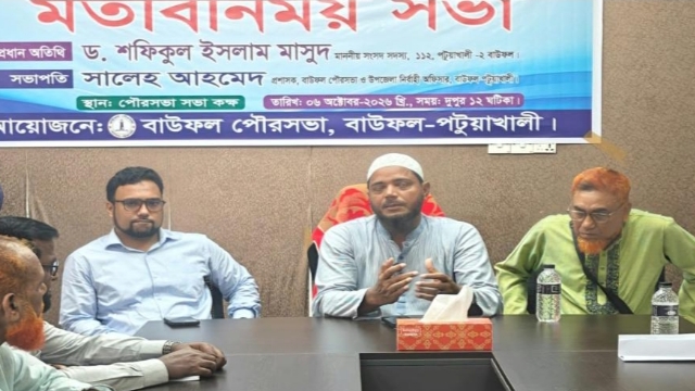জনগণের দোরগোড়ায় পৌরসেবা পৌঁছে দিতে ডক্টর শফিকুল ইসলাম মাসুদ(এমপির)নির্দেশ