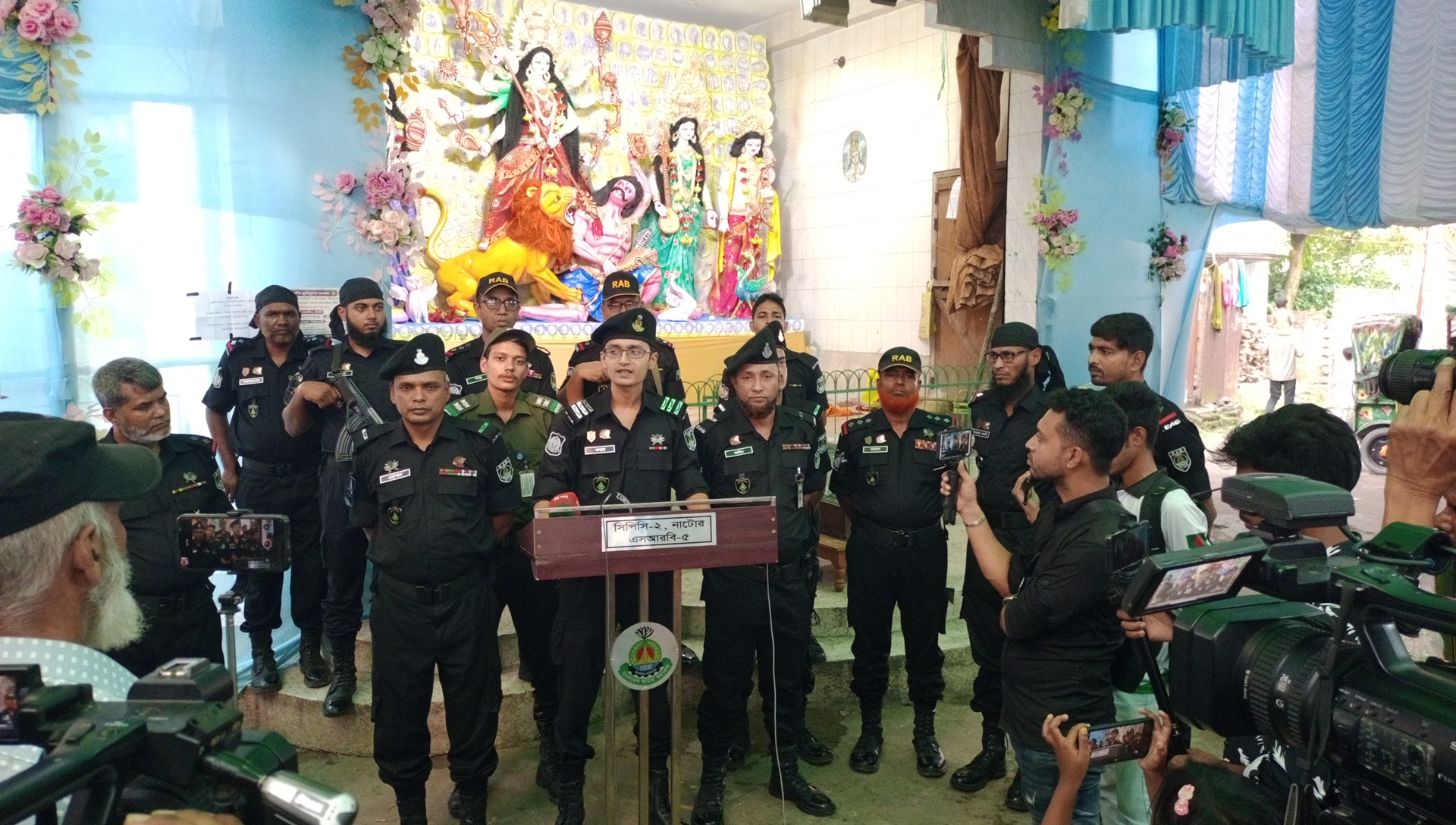 নাটোরে শারদীয় দুর্গাপূজা উপলক্ষে এসআরবি’র প্রেস ব্রিফিং