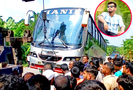 গৌরনদীতে বাসের চাপায় কাতার প্রবাসী নিহত