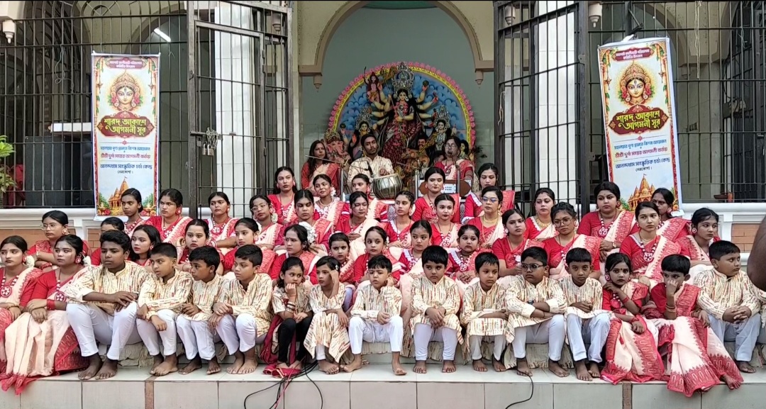 মহালয়ায় নেত্রকোণায় তিন স্থানে আগমনী আয়োজন
