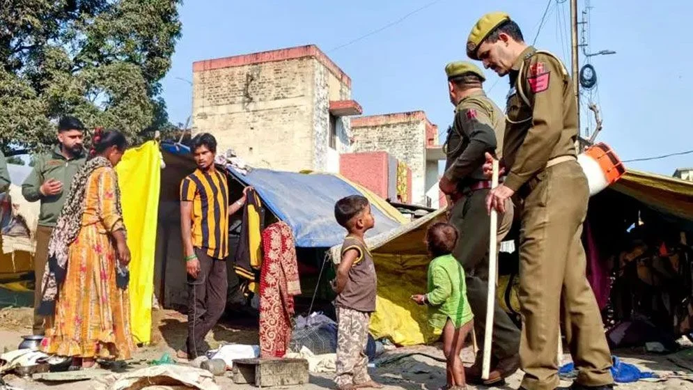 রোহিঙ্গাদের পর কাশ্মীরে কথিত বাংলাদেশিদের বিরুদ্ধে অভিযান