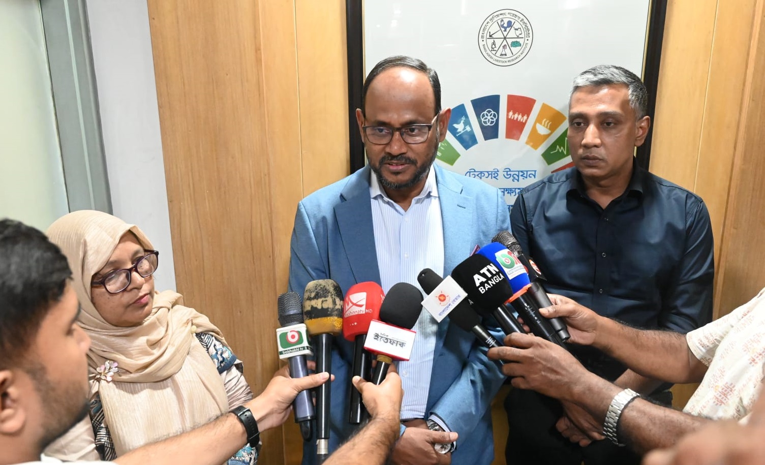 প্রাণিসম্পদের টিকার শতভাগ উৎপাদন দেশে করতে হবে: প্রাণিসম্পদ প্রতিমন্ত্রী