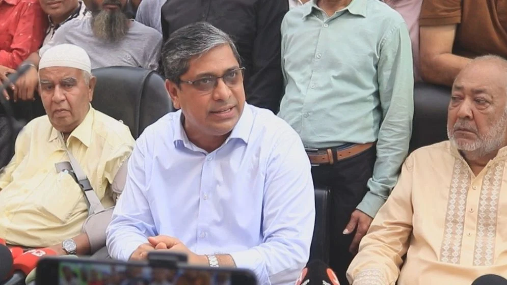 সার সংকটে ১১ দলীয় জোটের এমপিদের হাত থাকতে পারে : মীর শাহে আলম