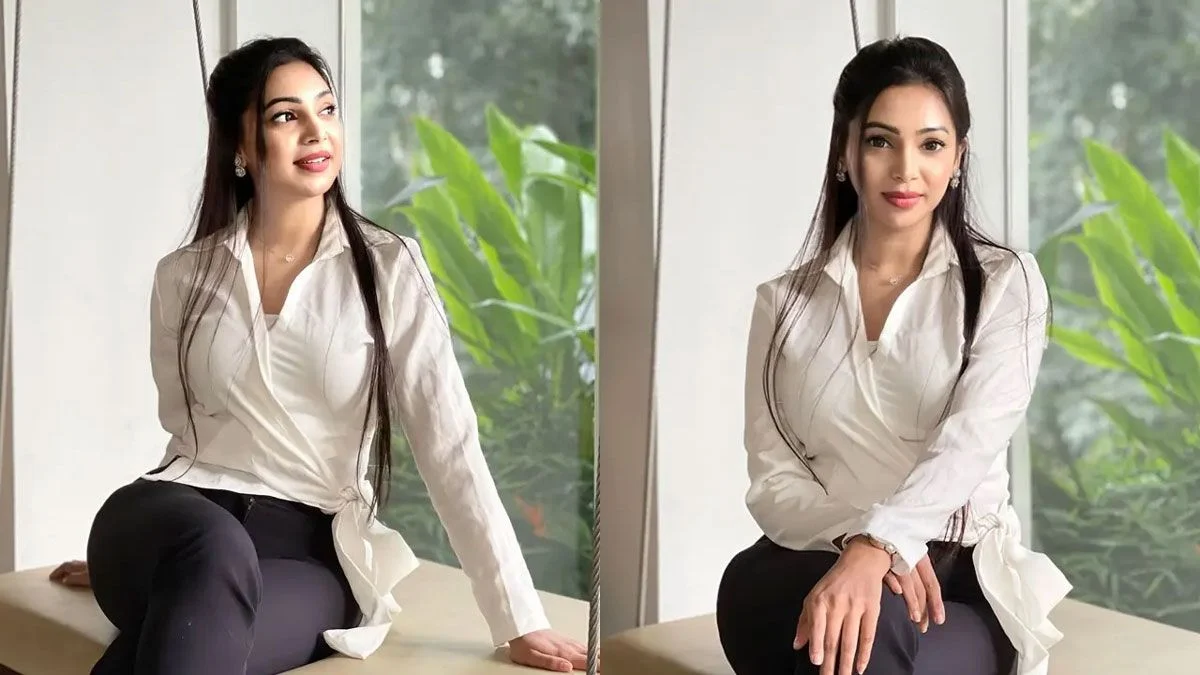 অভিনয় এখন ‘সেকেন্ড চয়েস’, করপোরেট পরিচালক পদে প্রভা