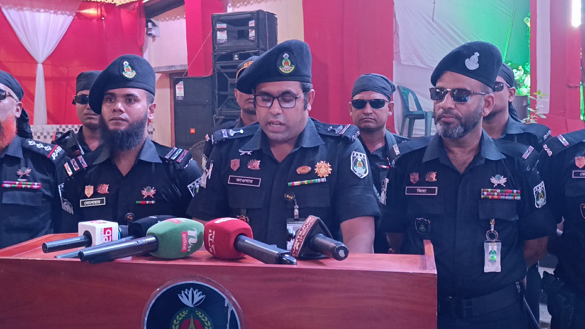 দুর্গাপূজায় নিরাপত্তায় সর্বোচ্চ সতর্কতায় থাকবে এসআরবি-১৩, ঠাকুরগাঁওয়ে ৪৭৮ মণ্ডপ